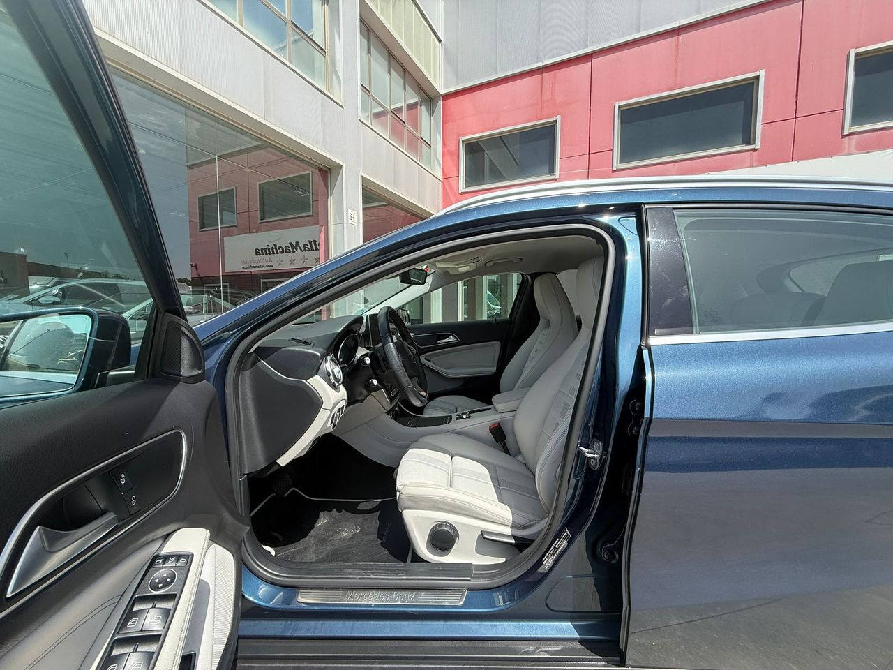 Mercedes GLA GLA 200 d - Foto 2