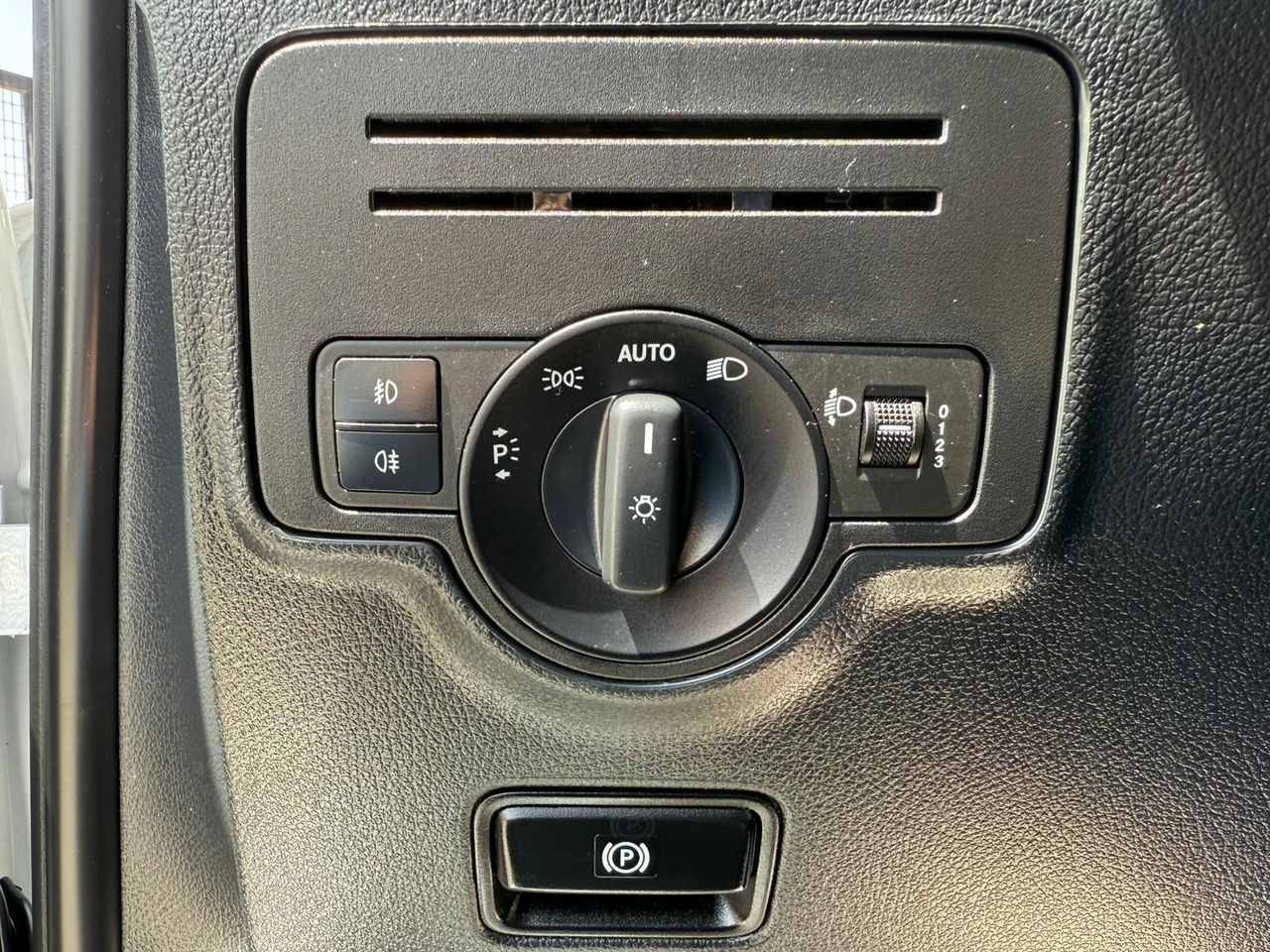 Mercedes Vito 114 CDI LARGA  - Foto 2