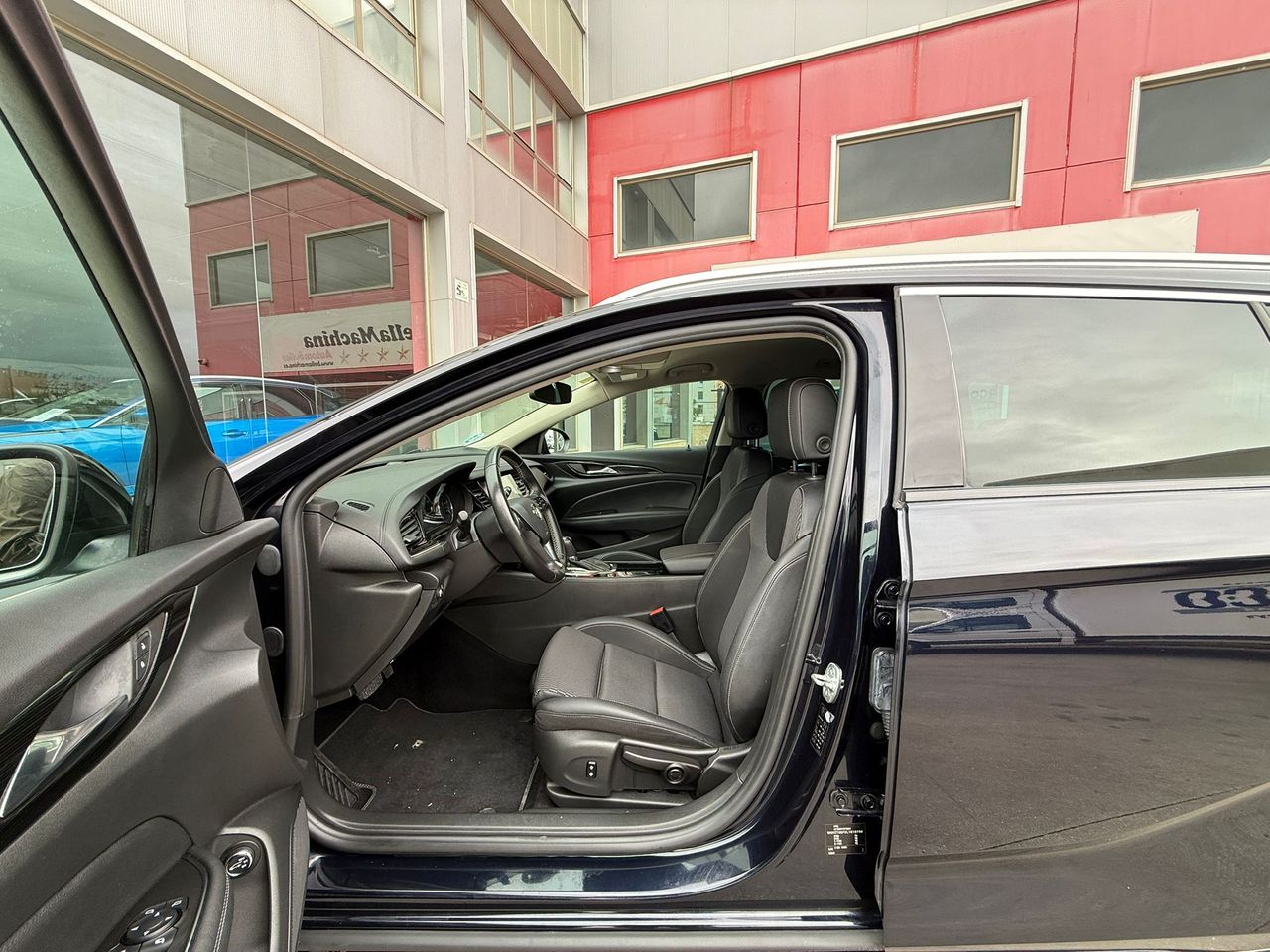 Opel Insignia  ST 1.6 CDTi 100kW Turbo D Innovation Aut - Foto 2