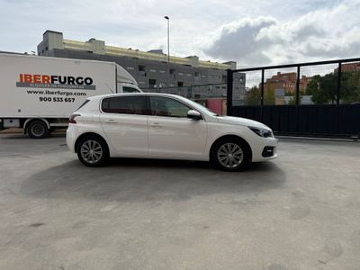 Peugeot 308 5p Allure Pack BlueHDI 130 S&S