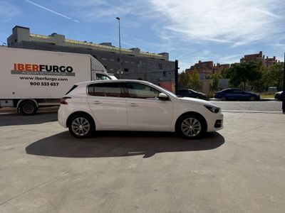 Peugeot 308 5p Allure Pack BlueHDI 130 S&S