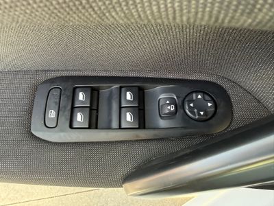 Peugeot 308 5p Allure Pack BlueHDI 130 S&S