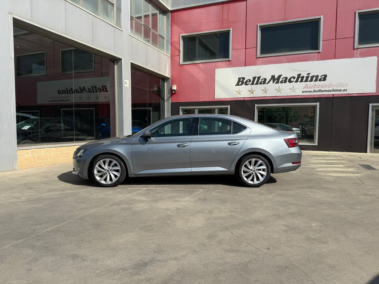 Skoda Superb 2.0 TDI 110kW (150CV) DSG Style - Foto 2