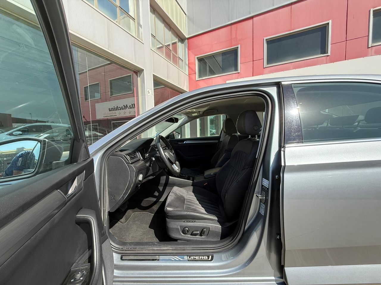 Skoda Superb 2.0 TDI 110kW (150CV) DSG Style - Foto 2