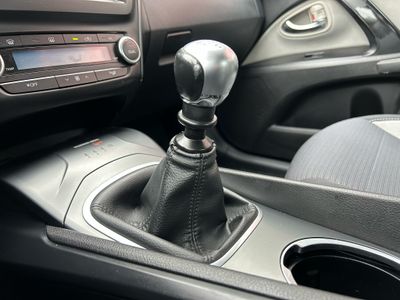 Toyota Avensis 2.0 150D ADVANCE