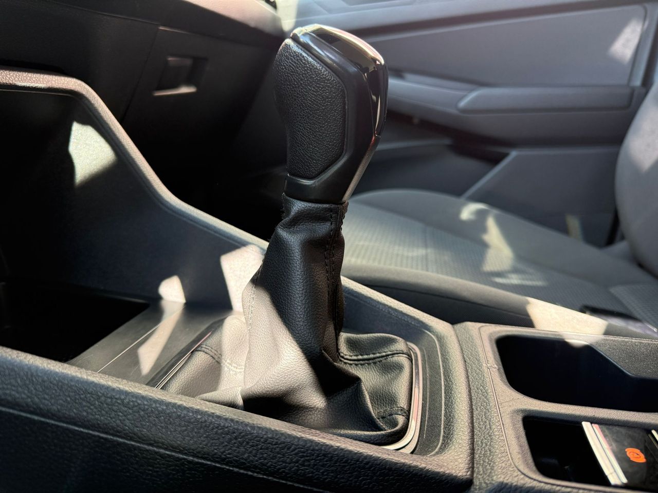 Volkswagen Caddy 2.0 TDI EDITION  - Foto 2