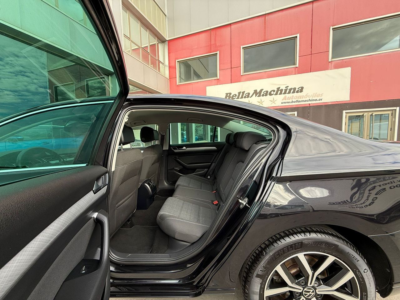 Volkswagen Passat Executive 2.0 TDI 110kW (150CV) - Foto 2