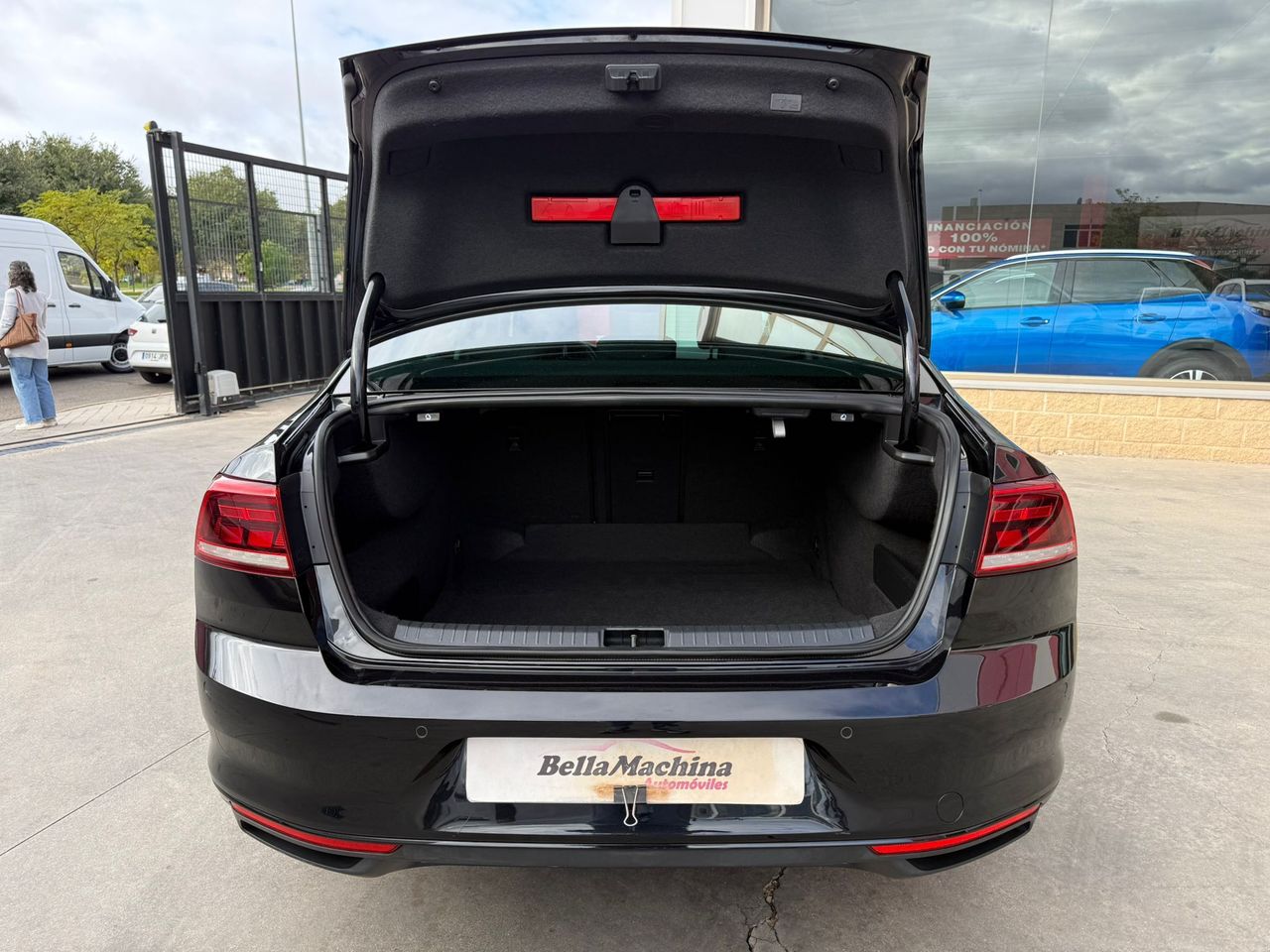 Volkswagen Passat Executive 2.0 TDI 110kW (150CV) - Foto 2