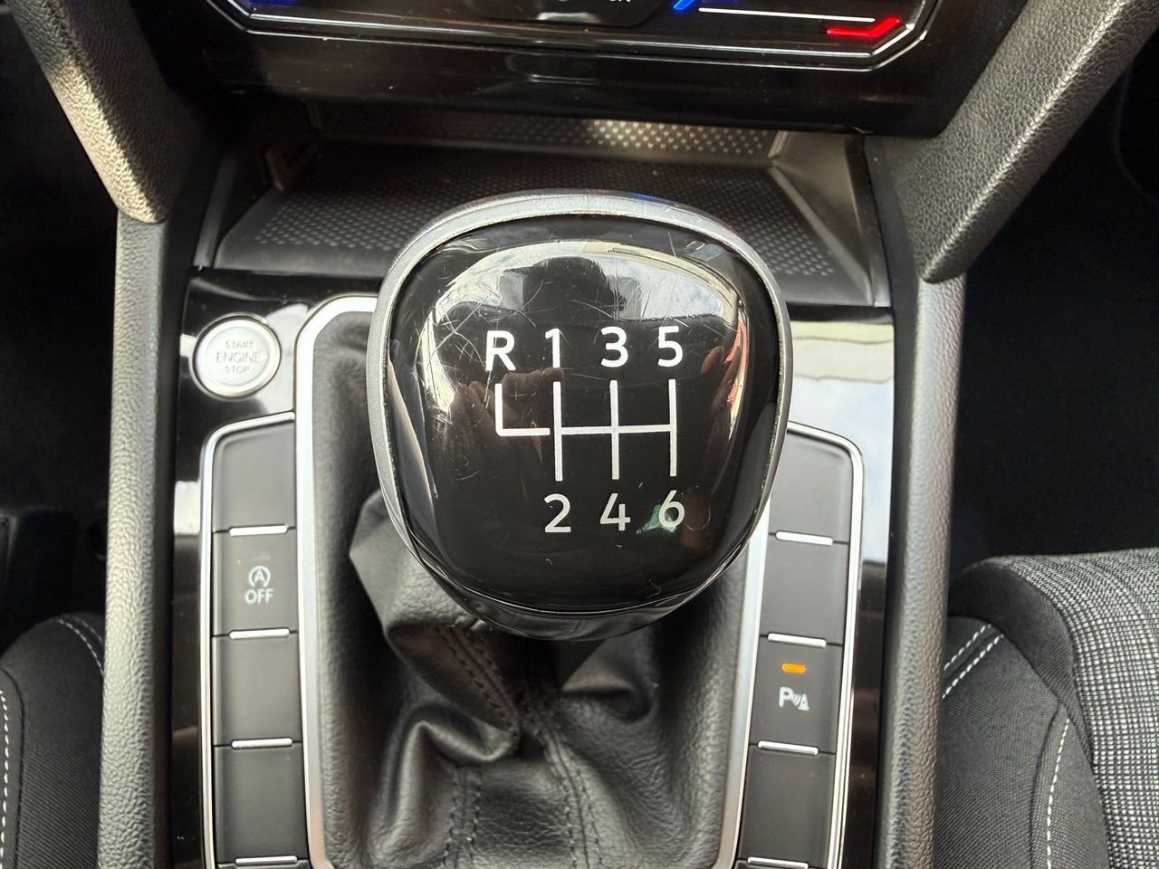 Volkswagen Passat Executive 2.0 TDI 110kW (150CV) - Foto 2