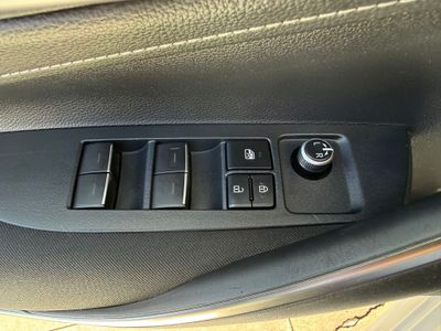 Toyota Corolla 1.8 125H ACTIVE TECH E-CVT