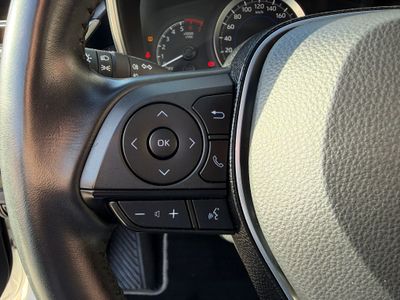 Toyota Corolla 1.8 125H ACTIVE TECH E-CVT