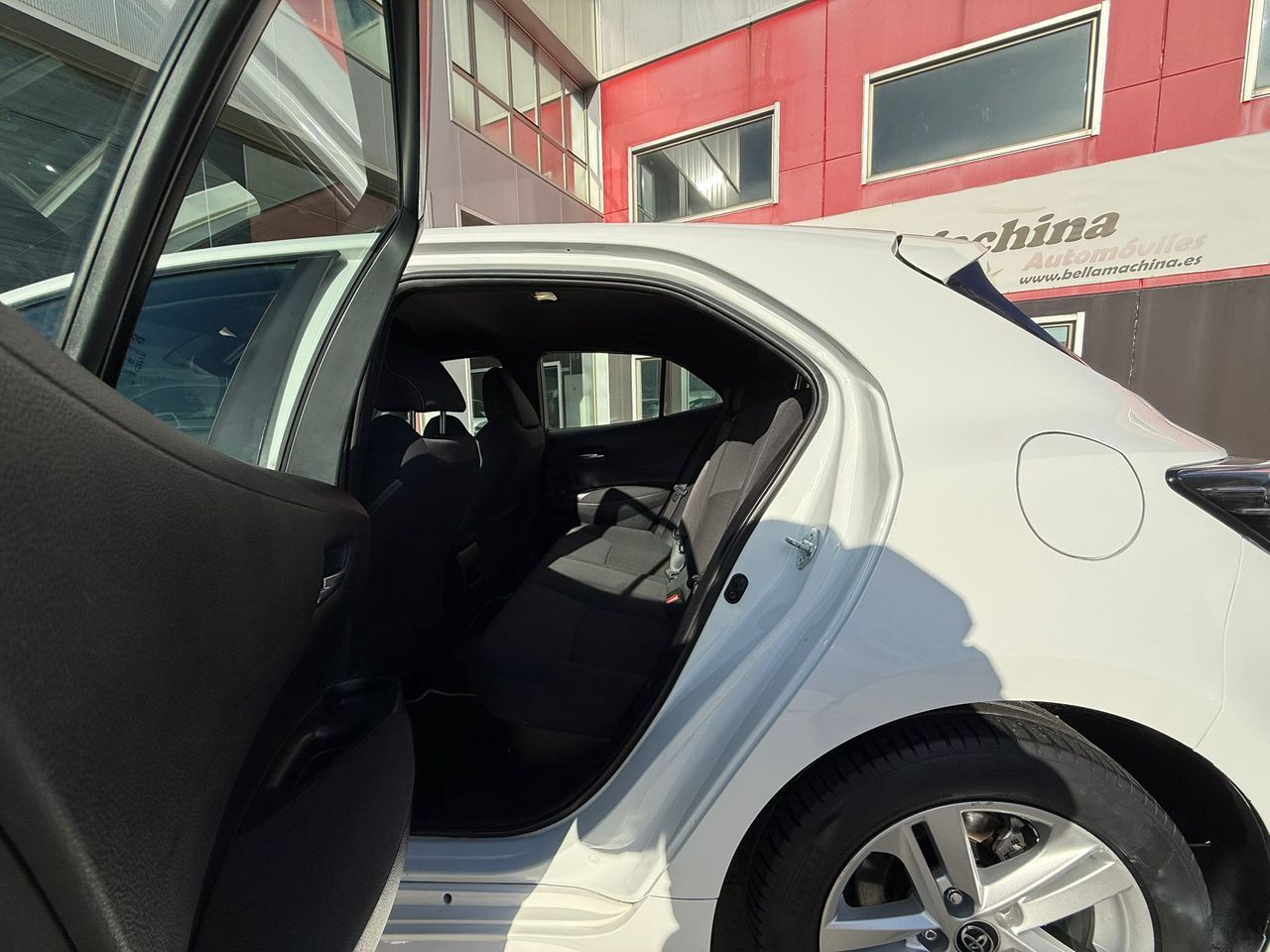 Toyota Corolla 1.8 125H ACTIVE TECH E-CVT - Foto 2