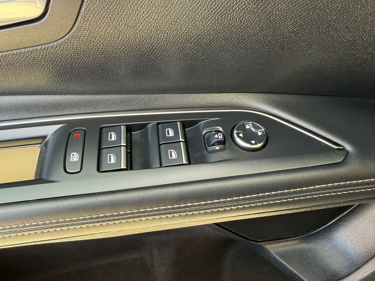 Peugeot 5008 1.5 BlueHDi 96kW S&S GT EAT8 - Foto 2