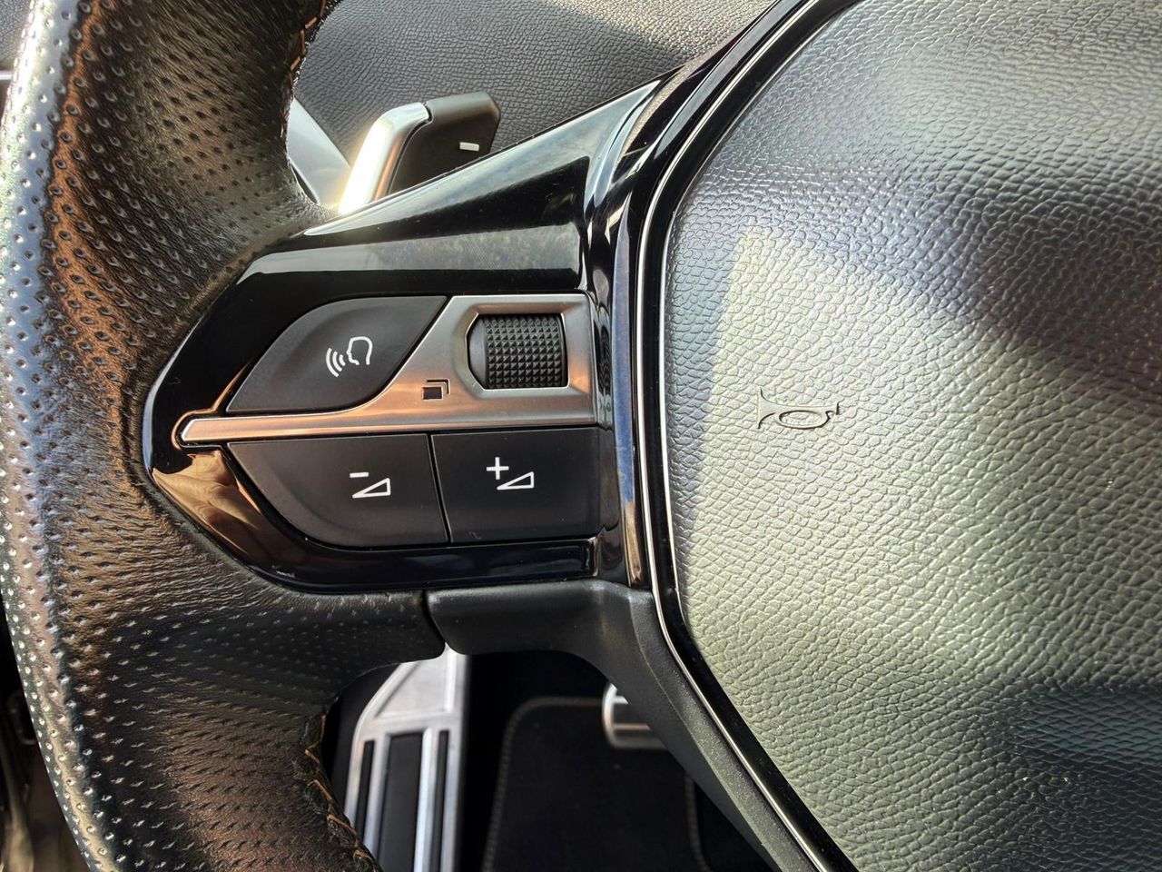 Peugeot 5008 1.5 BlueHDi 96kW S&S GT EAT8 - Foto 2