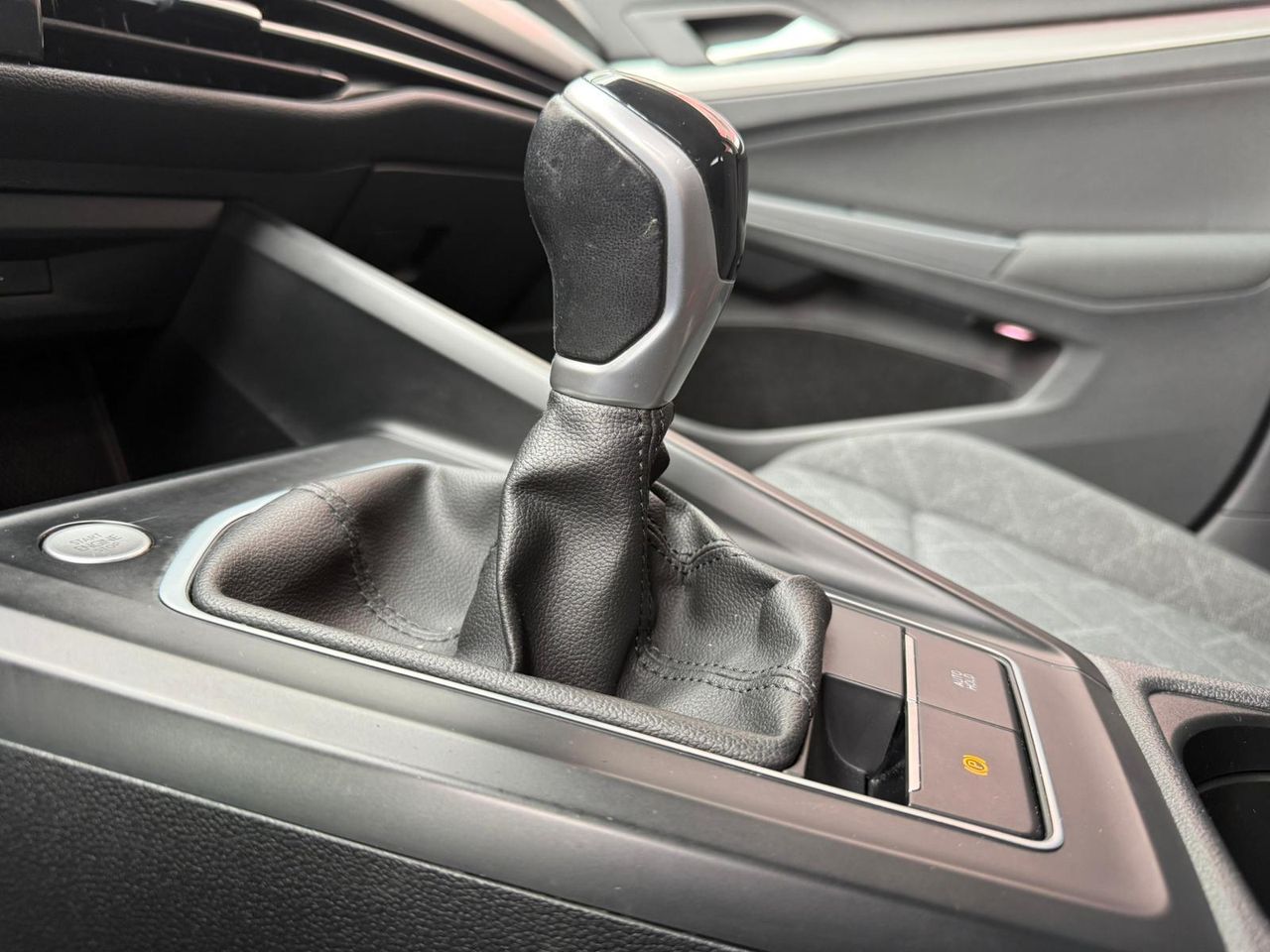 Volkswagen Golf Life 2.0 TDI 85kW (115CV) Variant - Foto 2