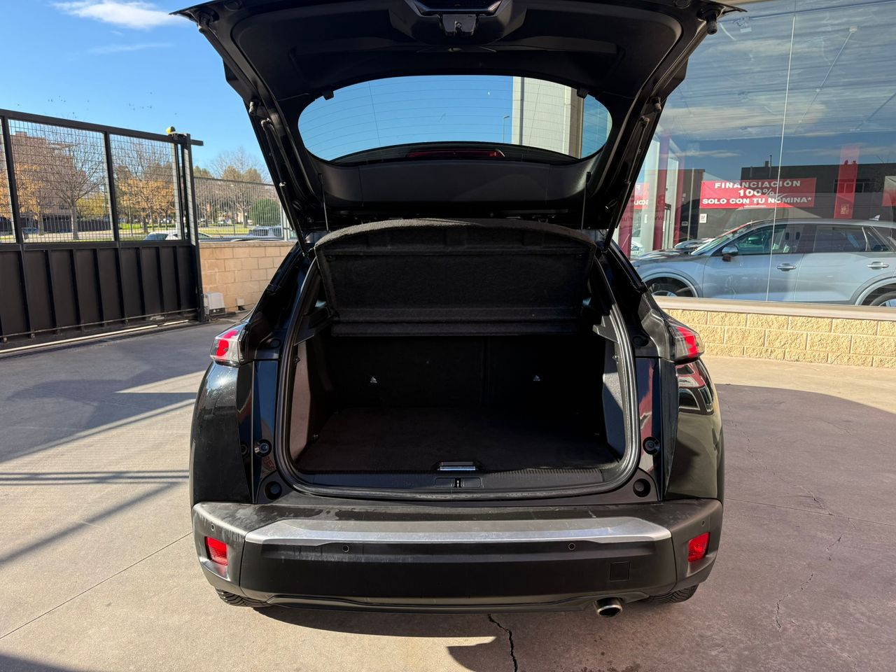 Peugeot 2008 Allure BlueHDI 81kW (110CV) - Foto 2