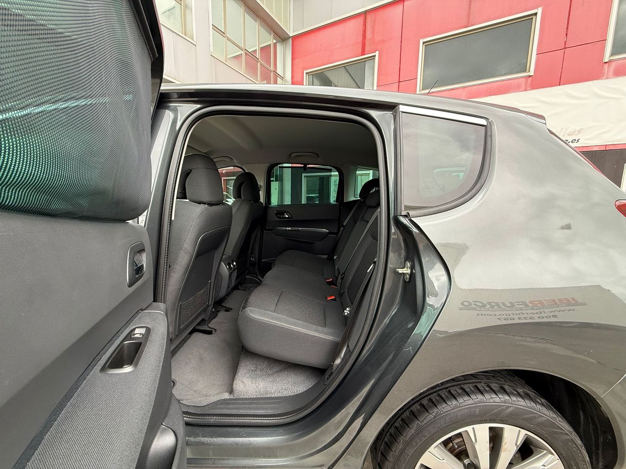 Peugeot 3008 Style 1.2 PureTech 130 S&S - Foto 2