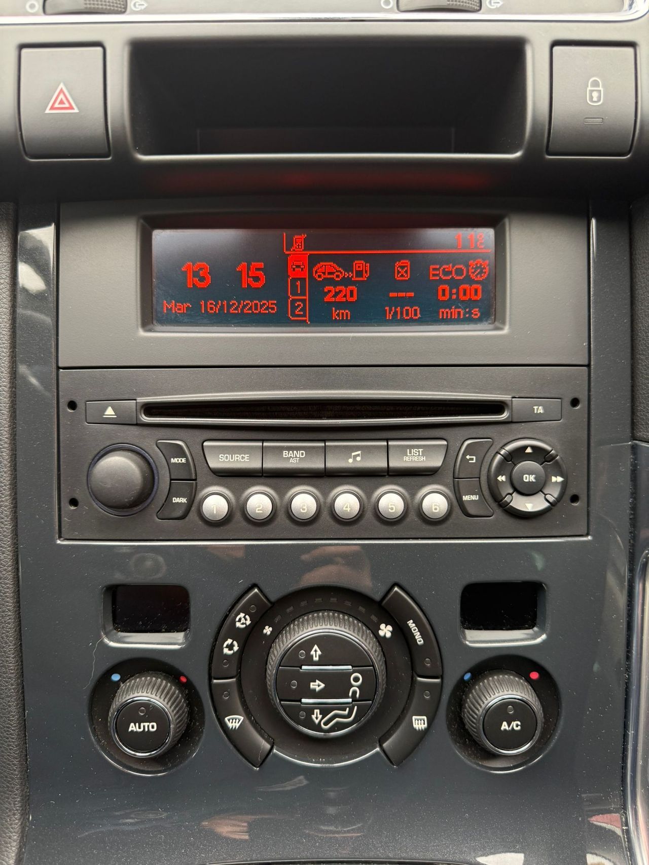 Peugeot 3008 Style 1.2 PureTech 130 S&S - Foto 2