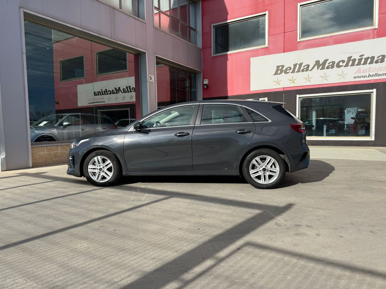 Kia Ceed 1.0 T-GDi 74kW (100CV) Drive - Foto 2