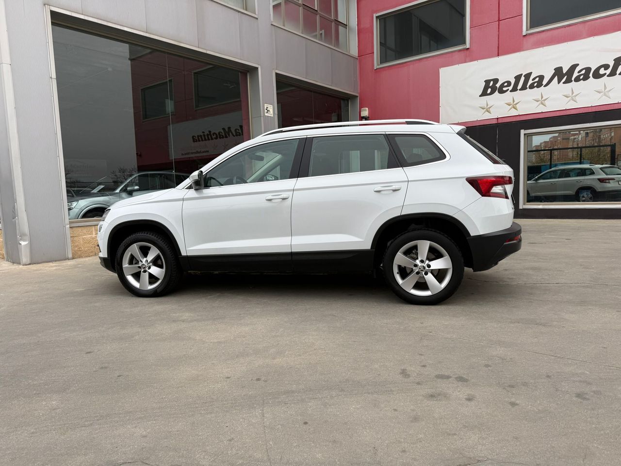 Skoda Karoq 1.5 TSI 110kW (150CV) DSG ACT Ambition - Foto 2