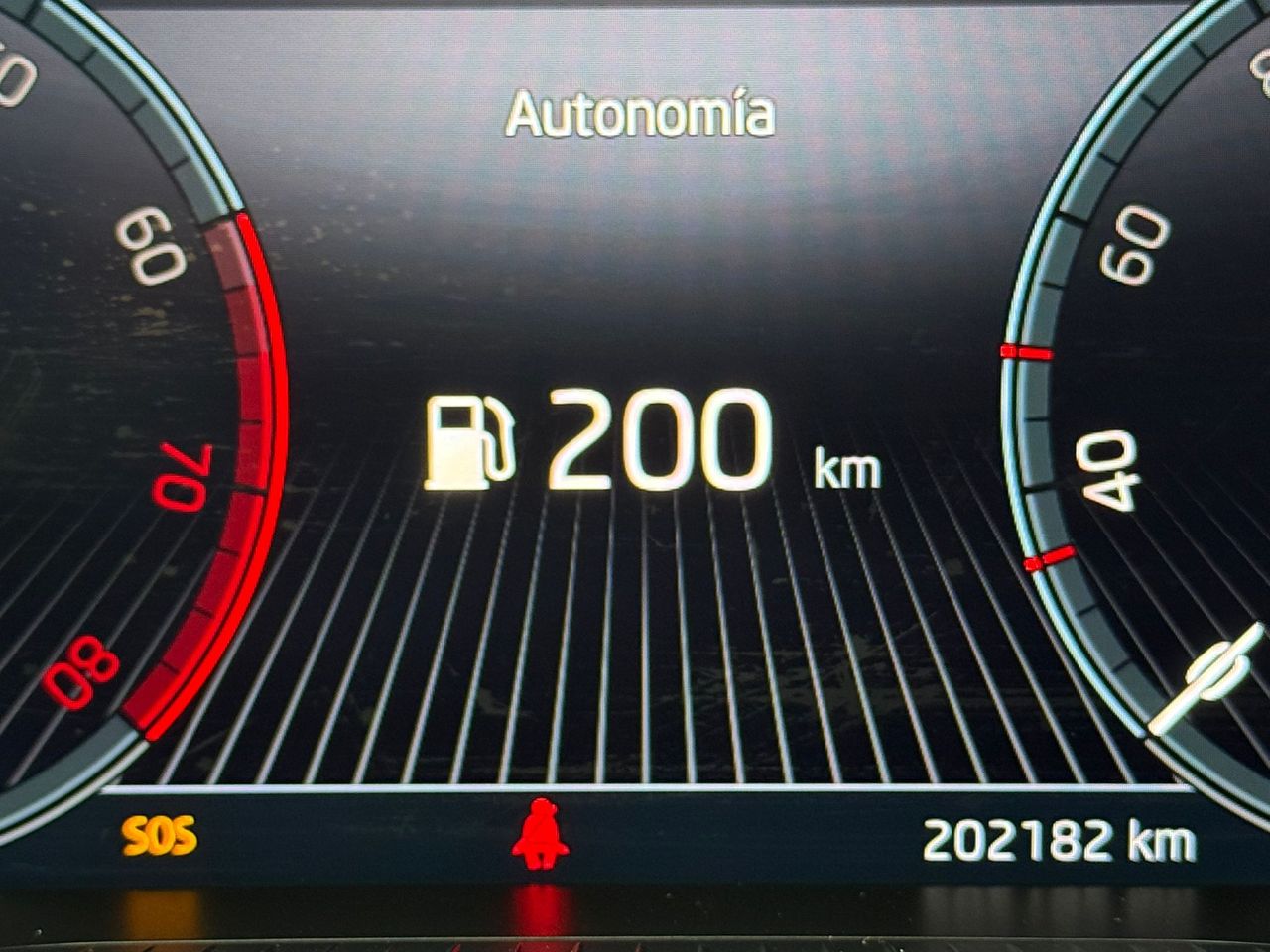 Skoda Karoq 1.5 TSI 110kW (150CV) DSG ACT Ambition - Foto 2