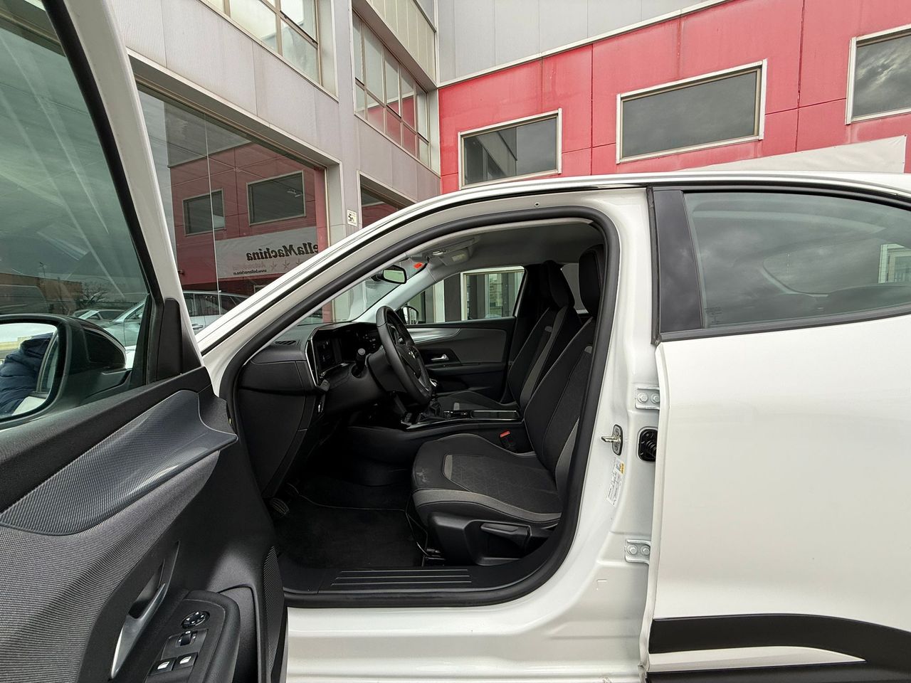 Opel Mokka 1.2 T 74kW (100 CV) Business Elegance - Foto 2