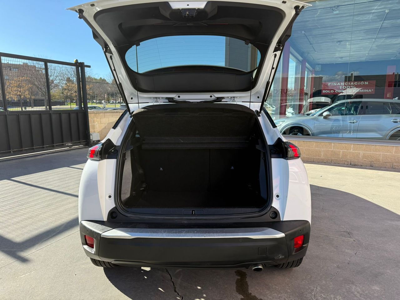 Peugeot 2008 Allure BlueHDI 81kW (110CV) - Foto 2