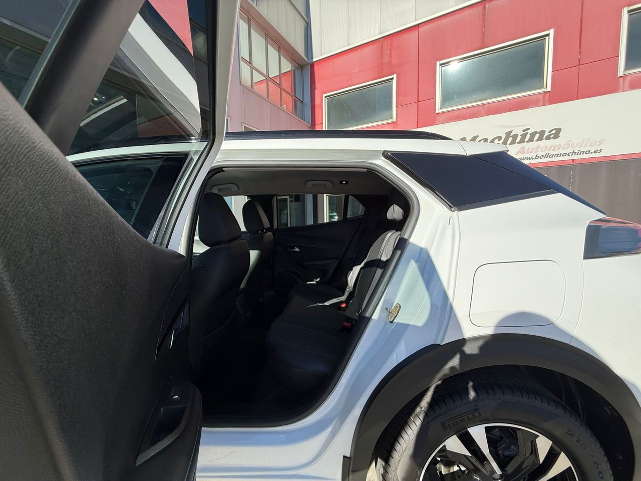 Peugeot 2008 Allure BlueHDI 81kW (110CV) - Foto 2