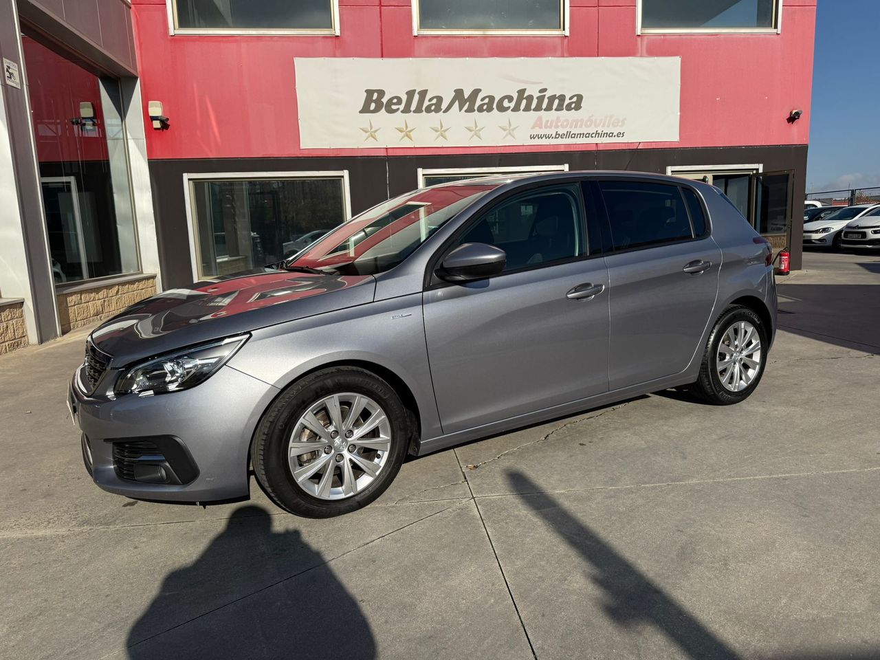 Peugeot 308 5p Style PureTech 130 S&S 6 Vel. MAN - Foto 2