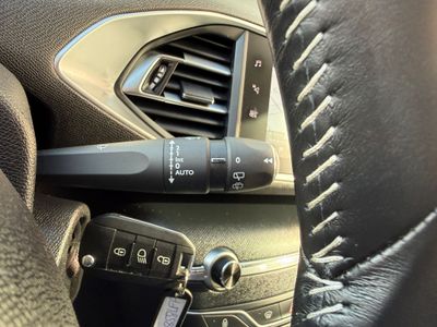 Peugeot 308 5p Style PureTech 130 S&S 6 Vel. MAN