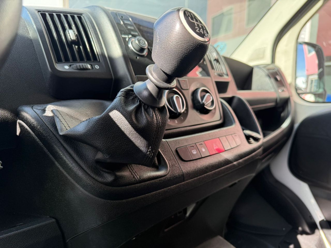 Citroën Jumper CARROZADA L4 CON TRAMPILLA  - Foto 2