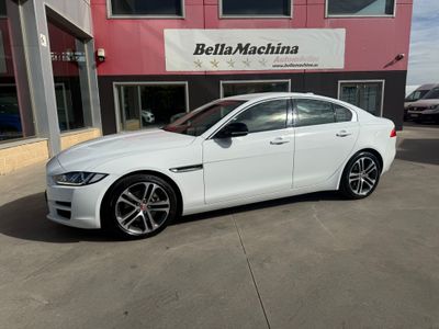 Jaguar XE 2.0D I4 132kW(180CV) RWD AT R-Dynamic SE