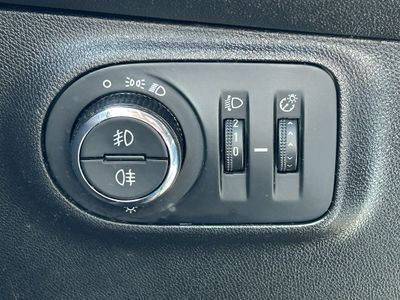 Opel Corsa 1.4 66kW (90CV) Selective Pro