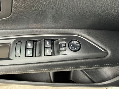 Peugeot 3008 1.2 PURETECH 96KW (130CV) ALLURE S&S