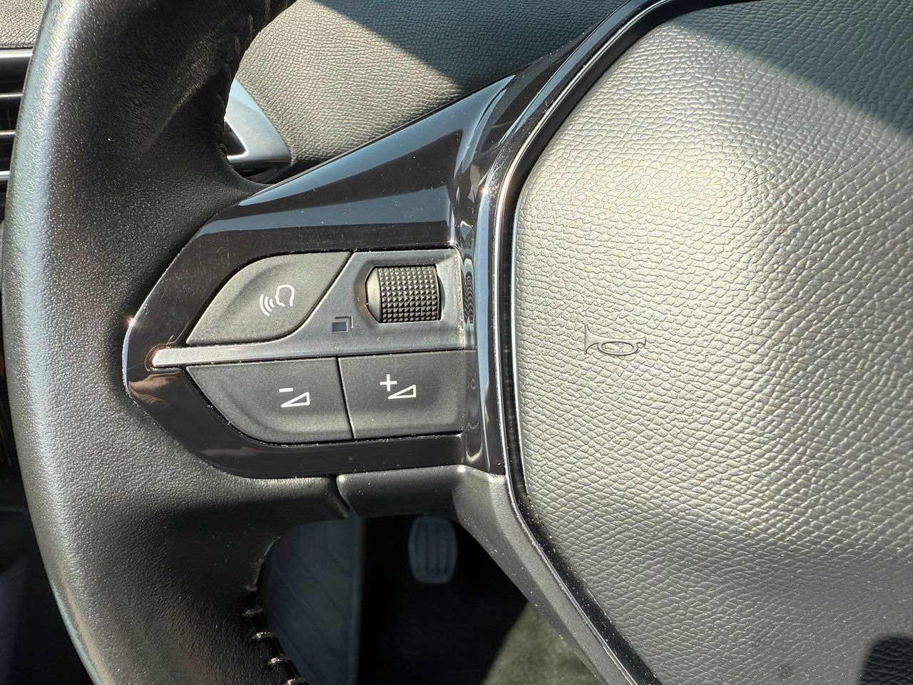 Peugeot 5008 1.5 BlueHDi 96kW (130CV) S&S Active Pack - Foto 2