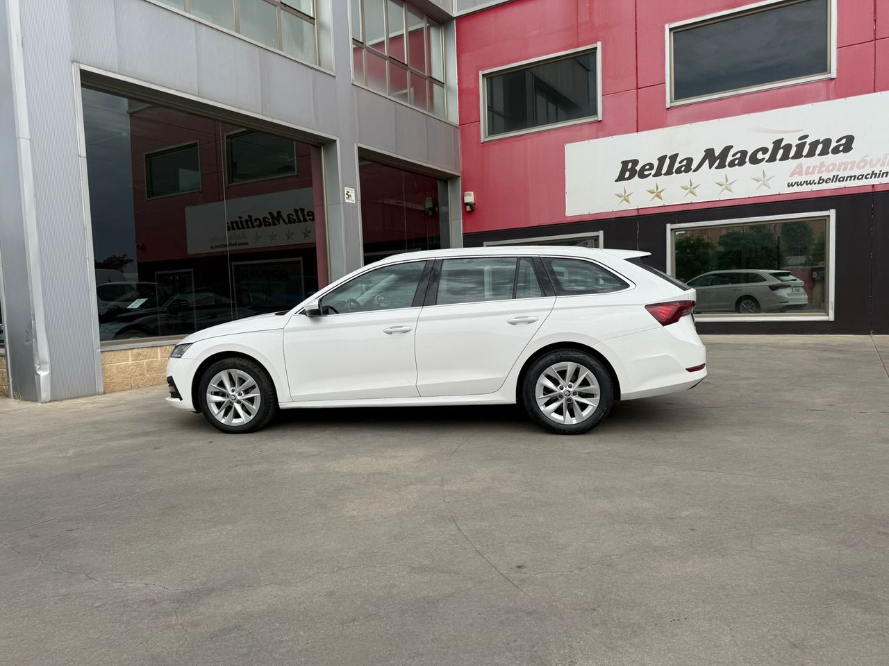 Skoda Octavia Combi 2.0 TDI 110kW (150CV) DSG Style - Foto 2
