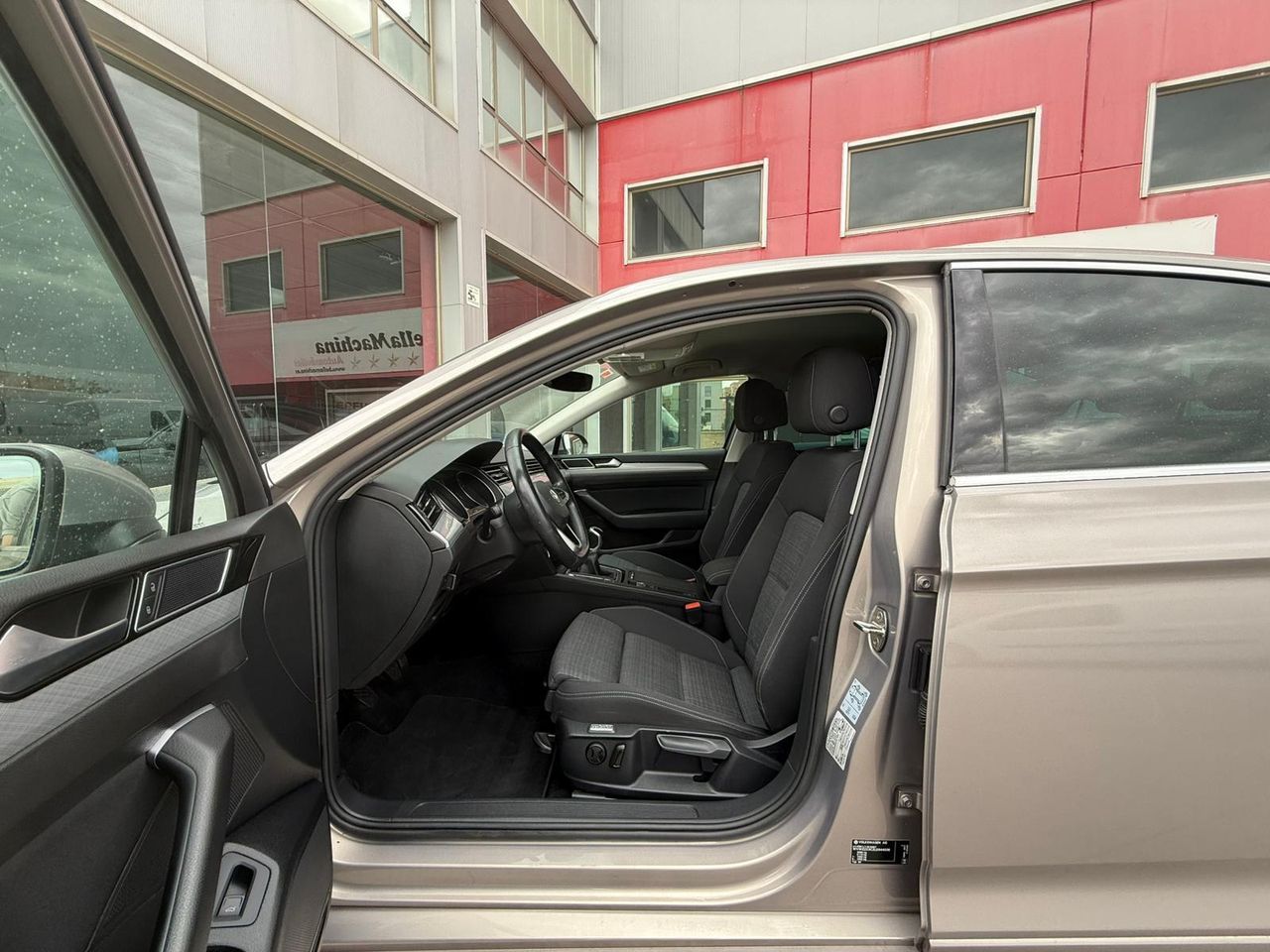 Volkswagen Passat Executive 2.0 TDI 110kW (150CV) - Foto 2