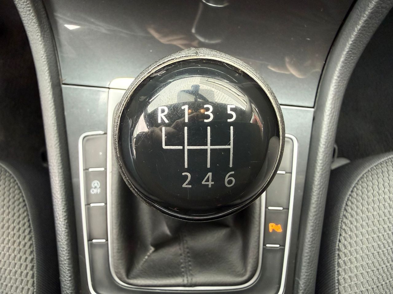 Volkswagen Golf Advance 1.5 TSI EVO 96kW (130CV) Variant - Foto 2