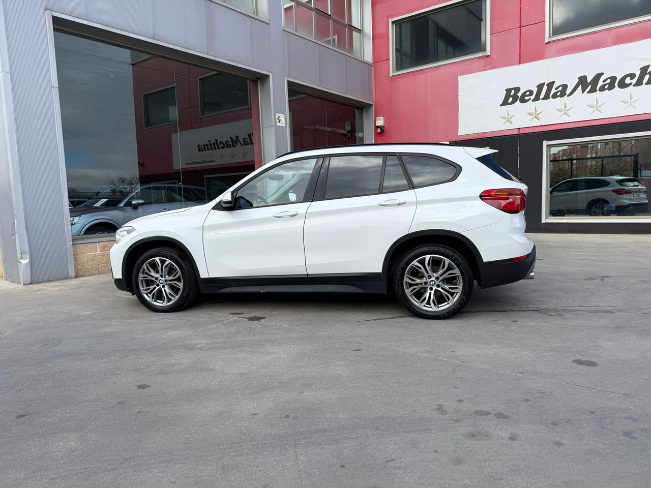 BMW X1 xDrive18d - Foto 2