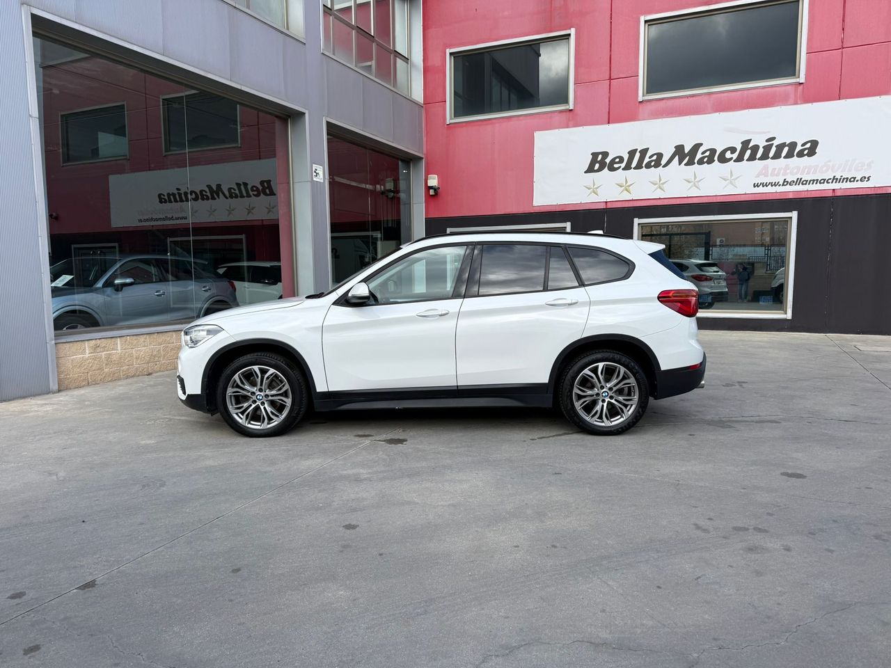 BMW X1 xDrive18d - Foto 2