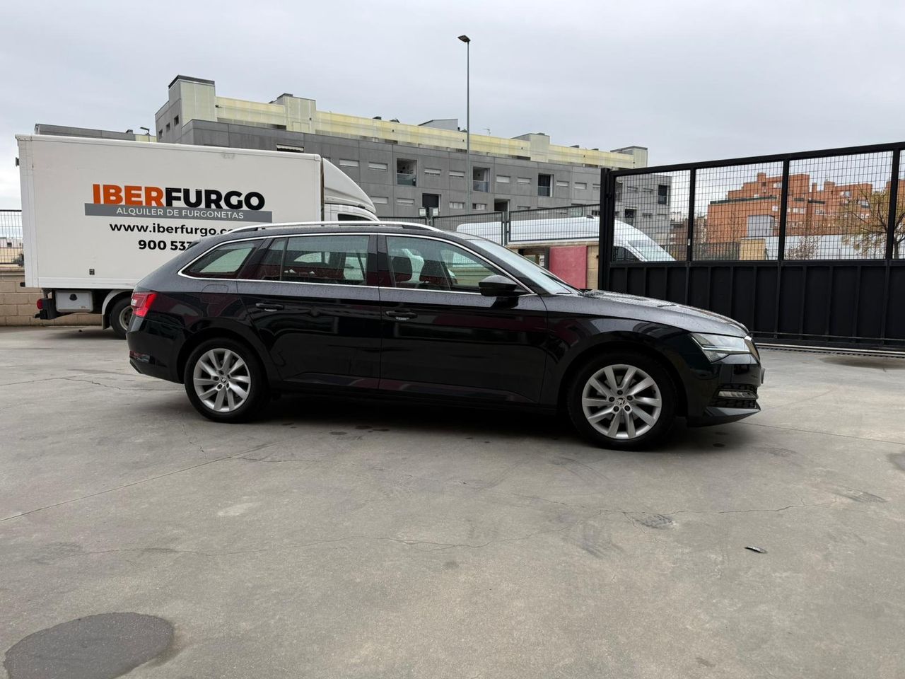 Skoda Superb Combi 2.0 TDI 110kW (150CV) DSG Ambition - Foto 2