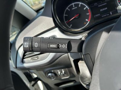 Opel Corsa 1.4 66kW (90CV) Selective Pro