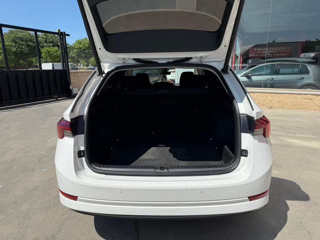 Skoda Octavia Combi 2.0 TDI 110kW(150CV) DSG Ambition - Foto 2