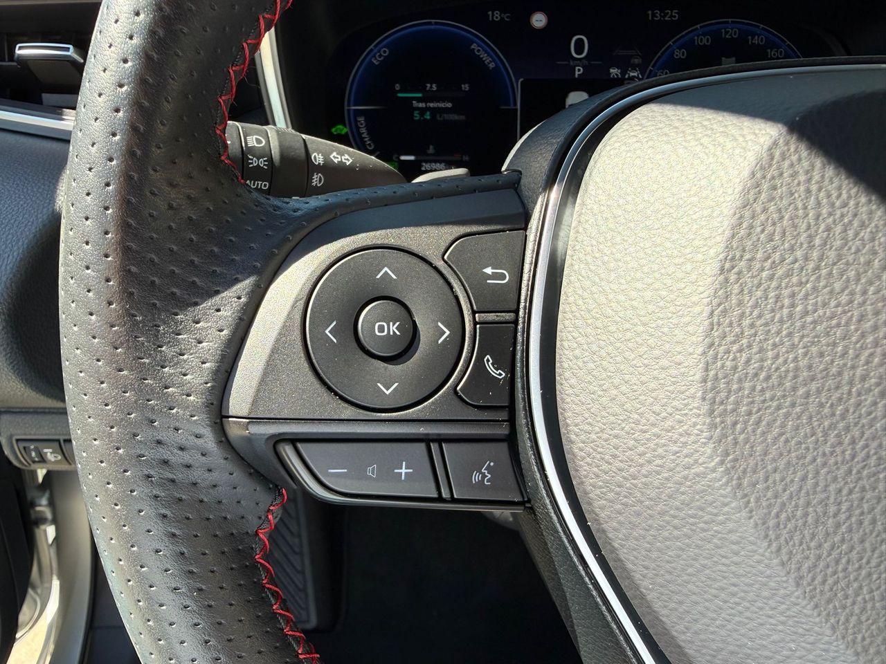 Toyota Corolla 200H GR-Sport - Foto 2