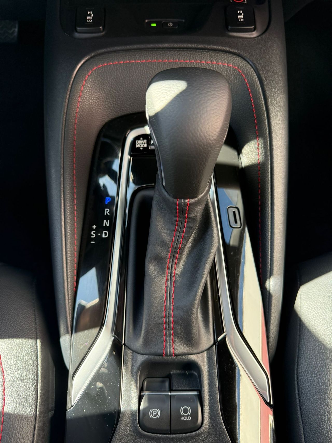 Toyota Corolla 200H GR-Sport - Foto 2