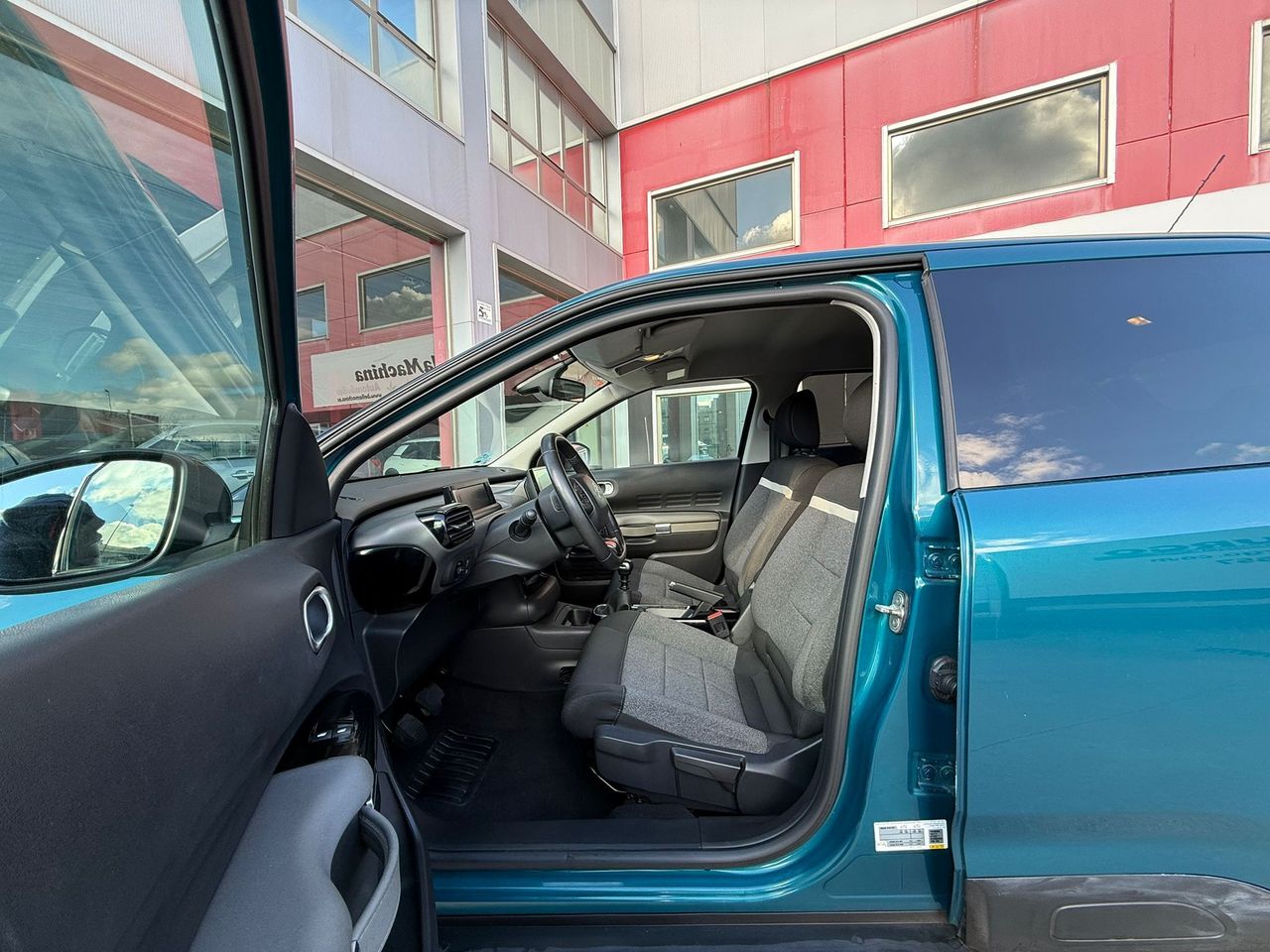 Citroën C4 Cactus BlueHDi 74KW (100CV) S&S Shine - Foto 2