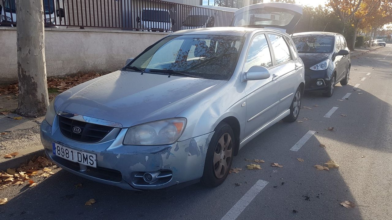 kia cerato 2005 /