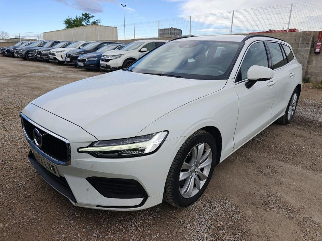 volvo v60 2022 / foto grande (3)