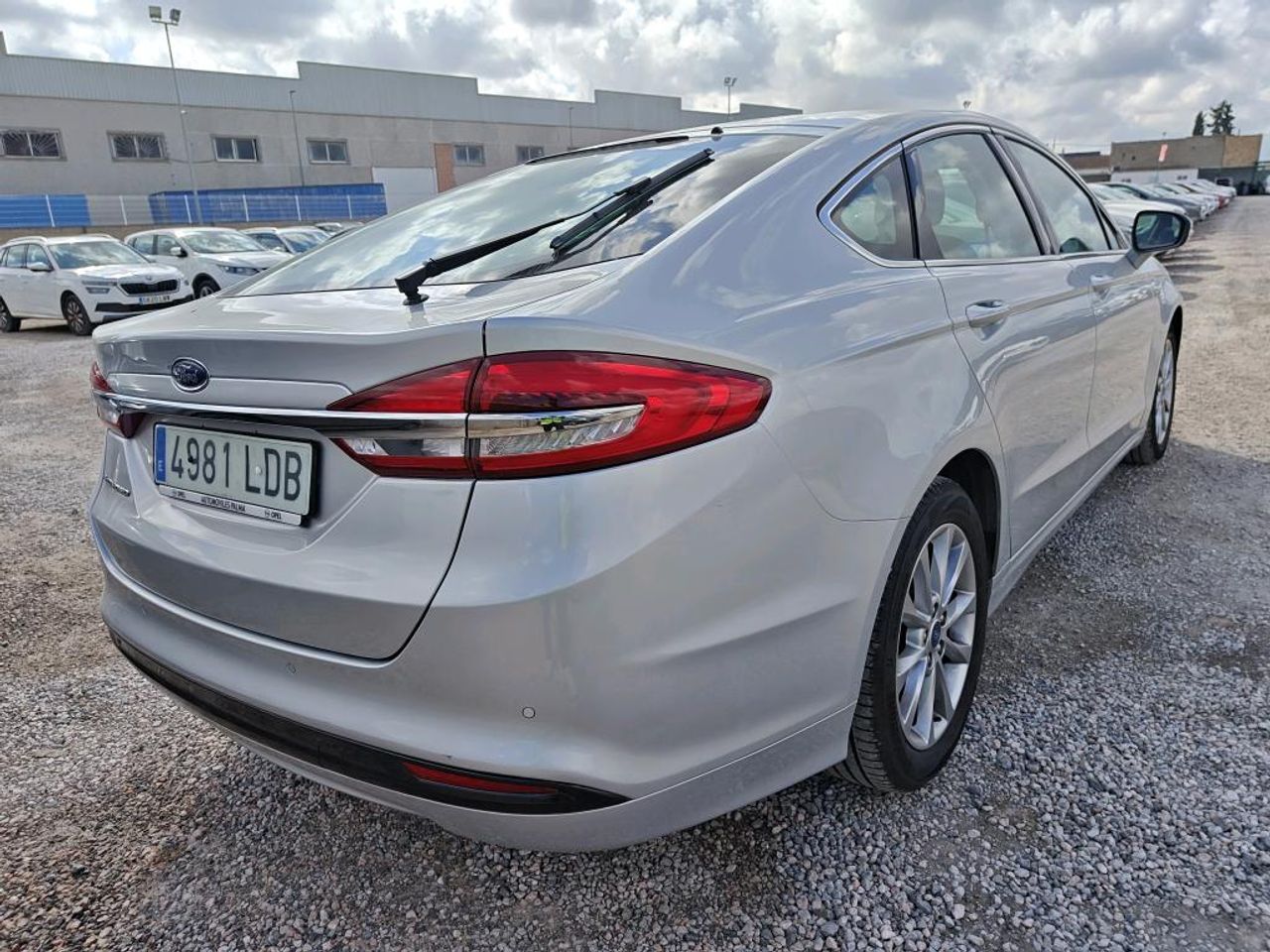 ford mondeo 2020 / foto grande (3)