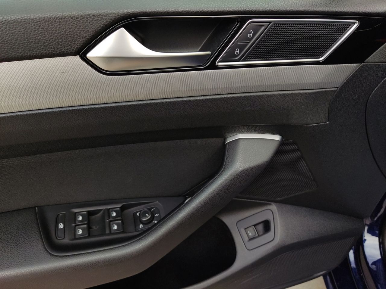 Volkswagen Passat Edition 1.6 TDI 88kW (120CV) Variant - foto 20